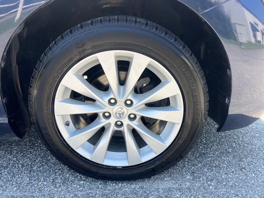 2015 Toyota Venza Image 20