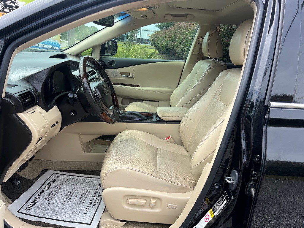2015 Lexus RX Image 9