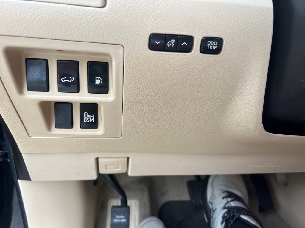 2015 Lexus RX Image 16