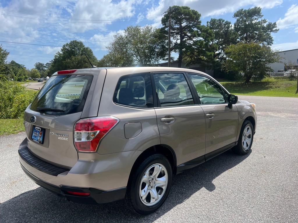 2014 Subaru Forester Image 6