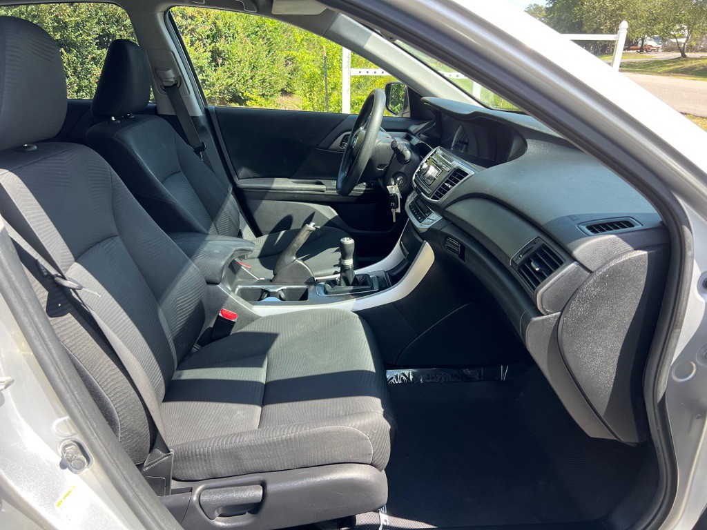 2014 Honda Accord Image 15