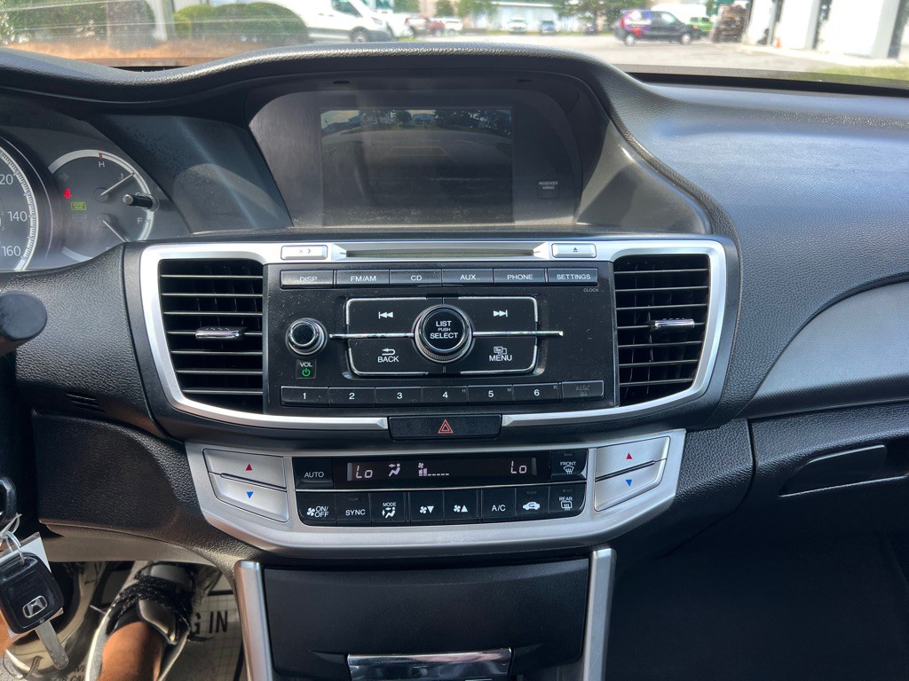 2014 Honda Accord Image 18