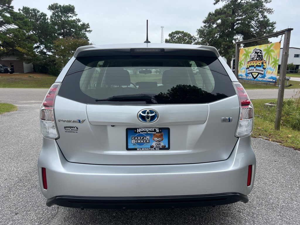 2015 Toyota Prius Image 7