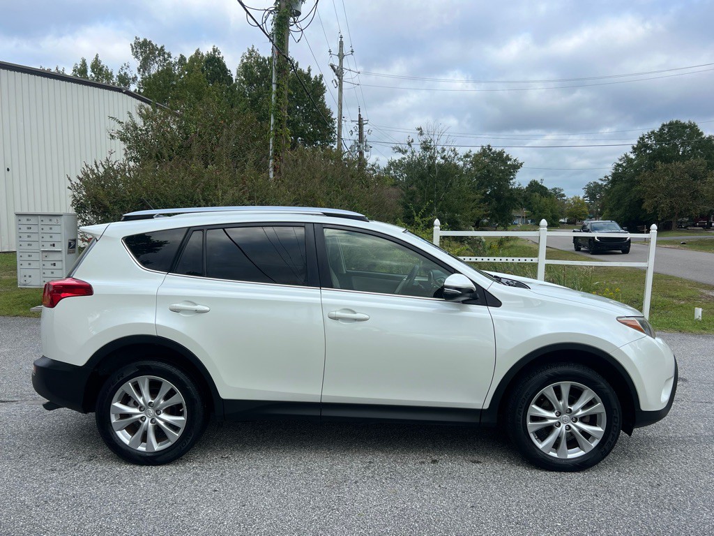 2014 Toyota Rav4 Image 5
