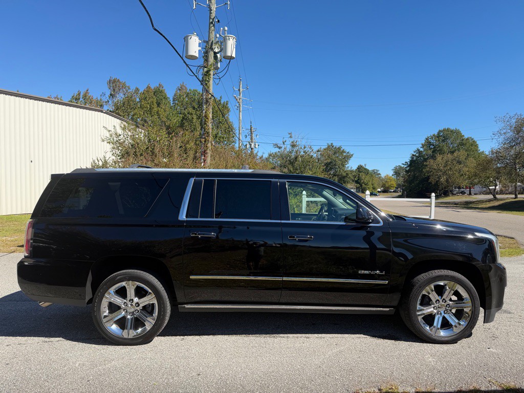 2018 GMC Yukon Image 4