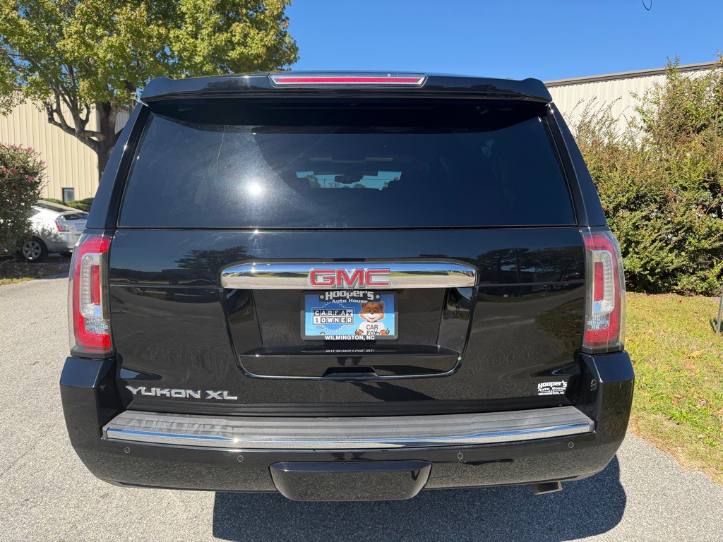 2018 GMC Yukon Image 10