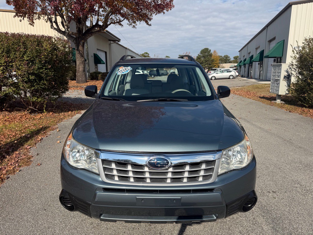 2012 Subaru Forester Image 8