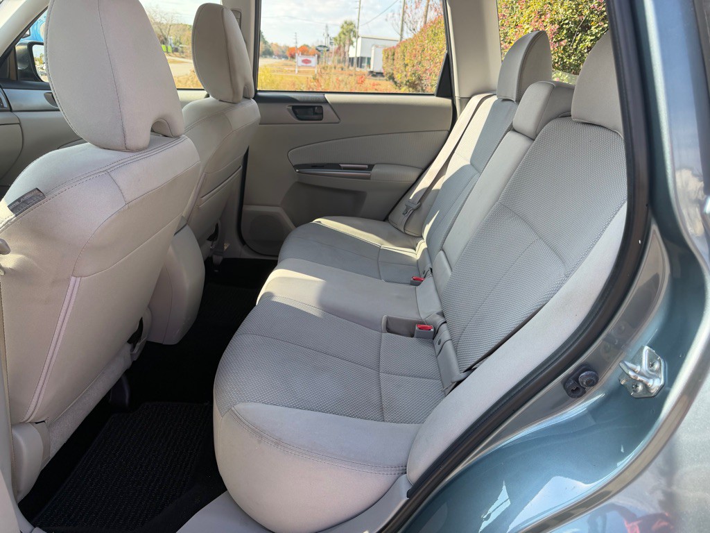 2012 Subaru Forester Image 13