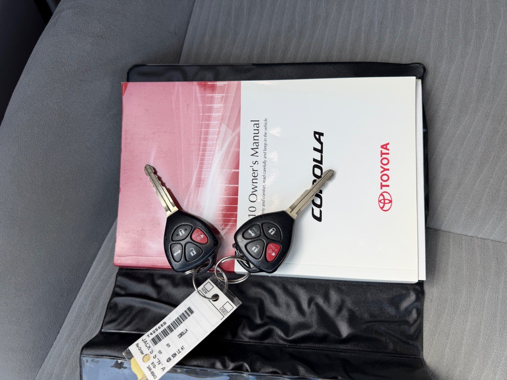 2010 Toyota Corolla Image 18