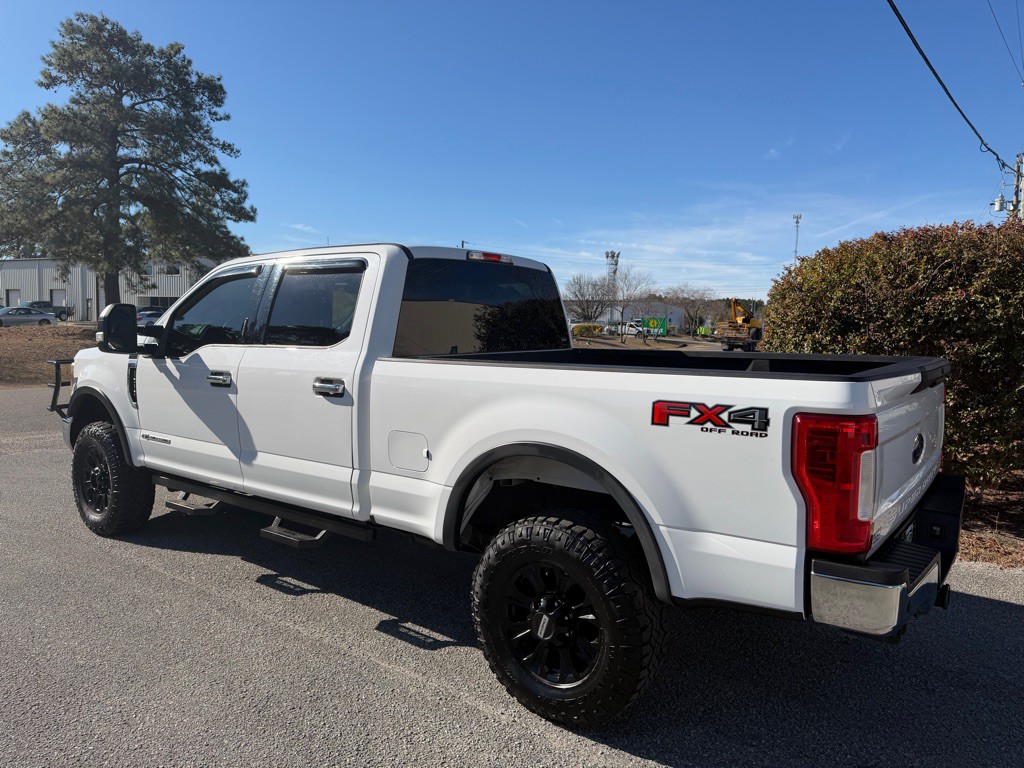 2017 Ford F-250 Image 4