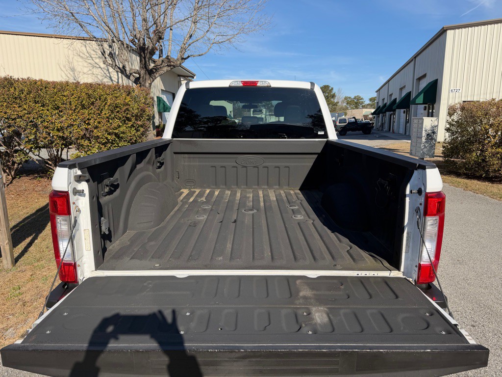 2017 Ford F-250 Image 9
