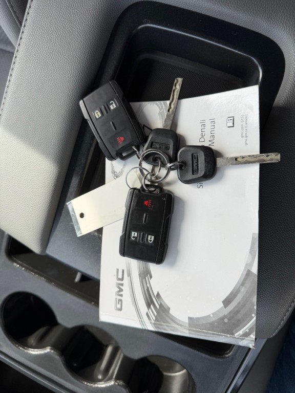 2017 GMC Sierra Image 21