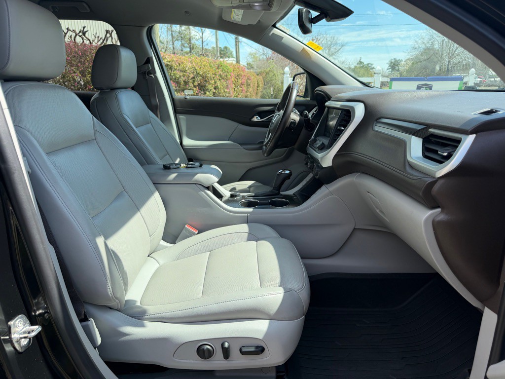 2019 GMC Acadia Image 14