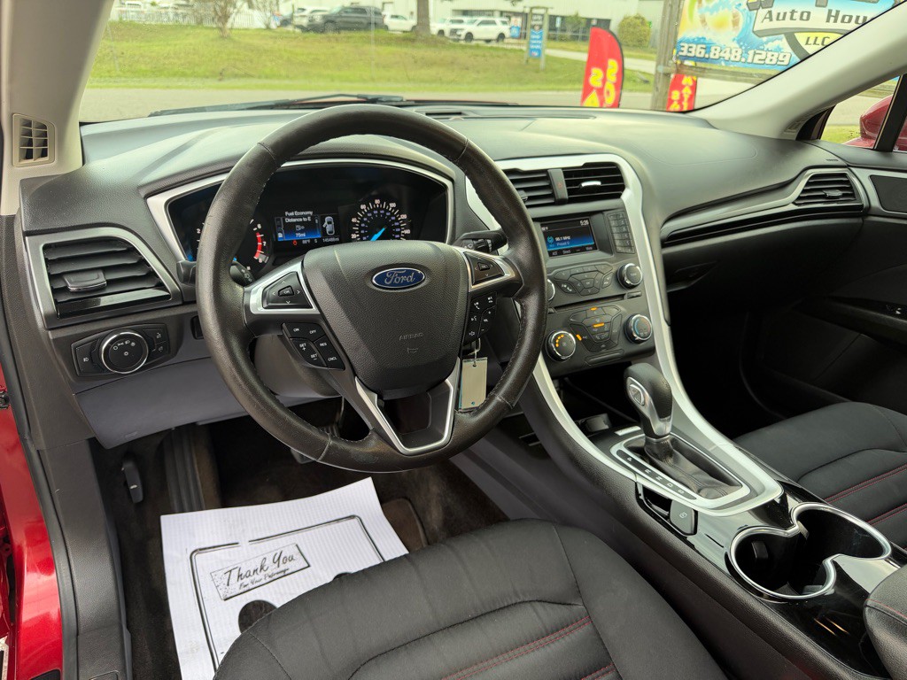 2015 Ford Fusion Image 14