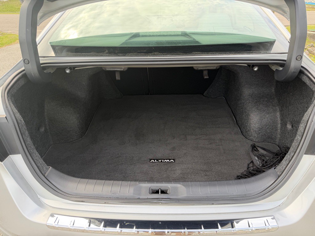 2019 Nissan Altima Image 16