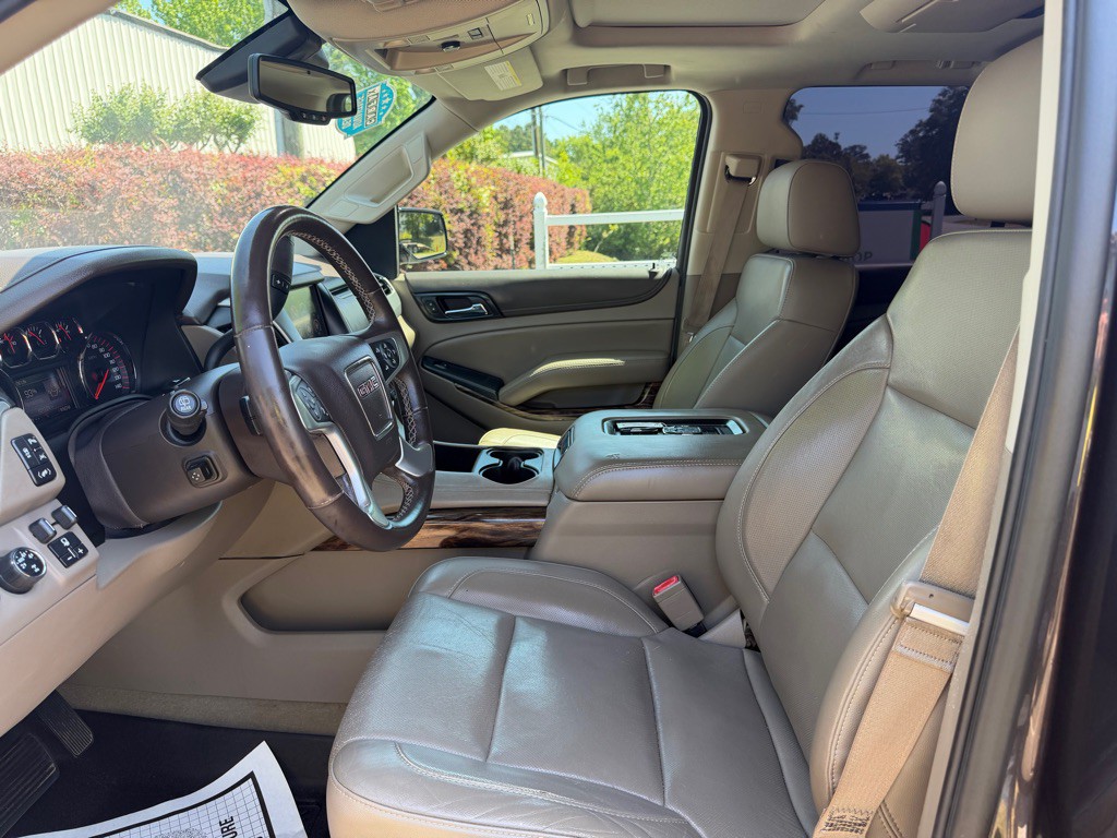 2016 GMC Yukon Image 12