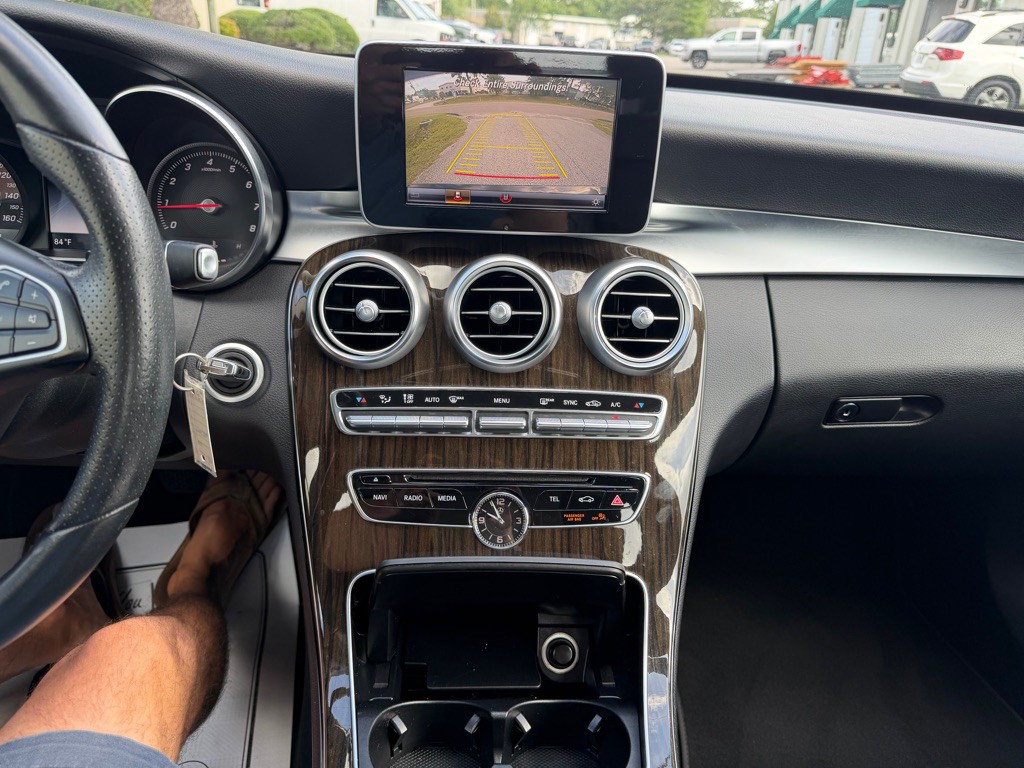 2018 Mercedes-Benz C-Class Image 14