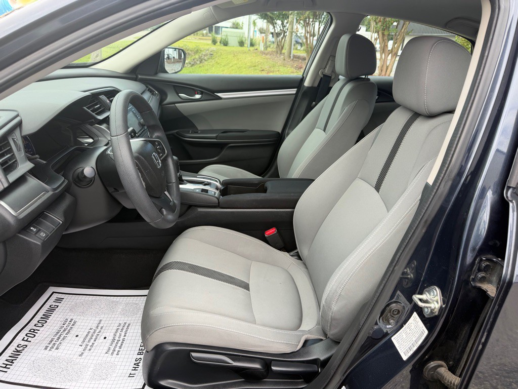 2017 Honda Civic Image 12