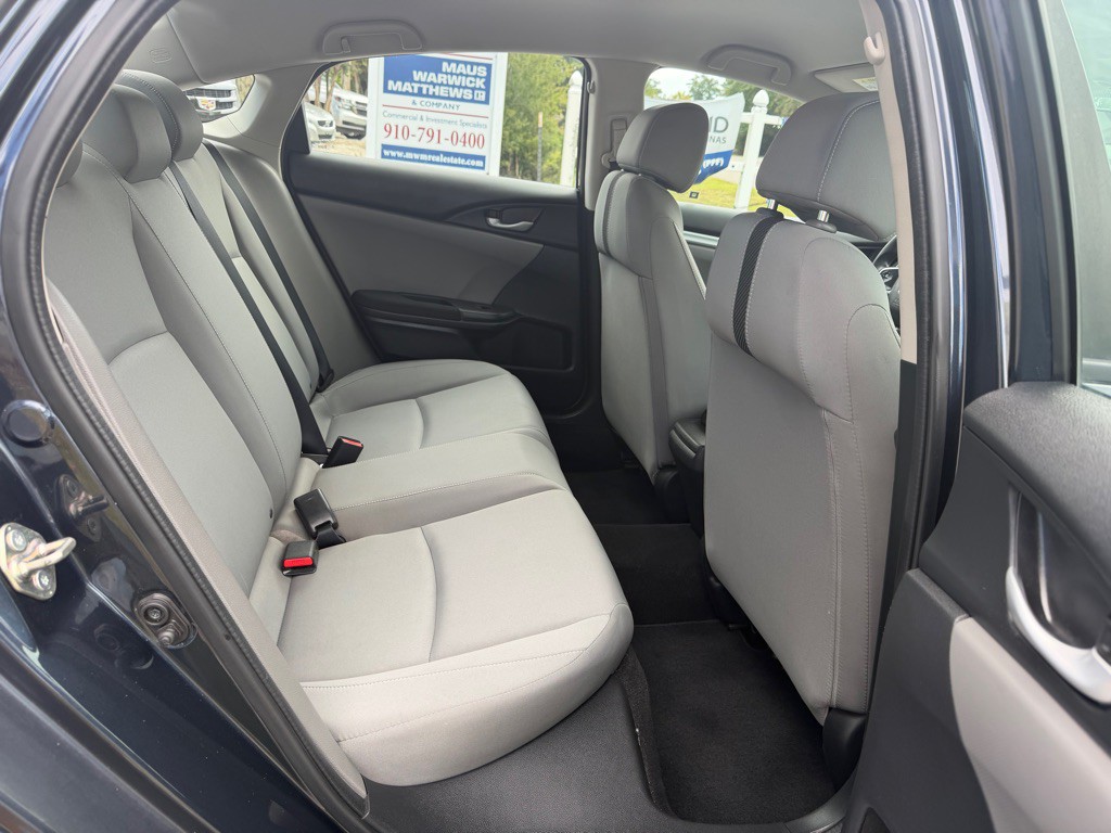 2017 Honda Civic Image 13