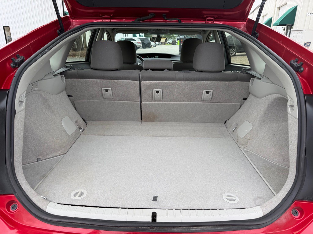 2015 Toyota Prius Image 17