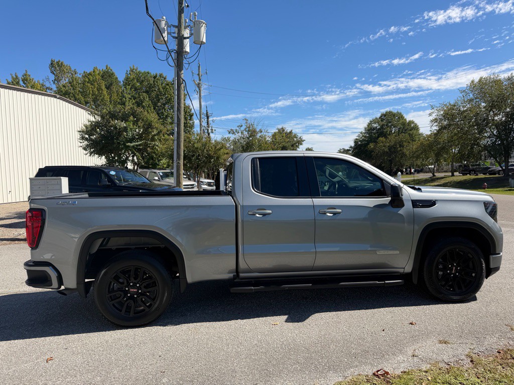2024 GMC Sierra Image 5