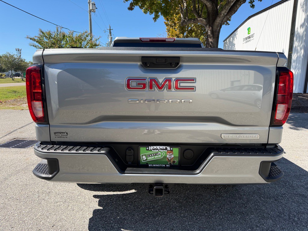 2024 GMC Sierra Image 8