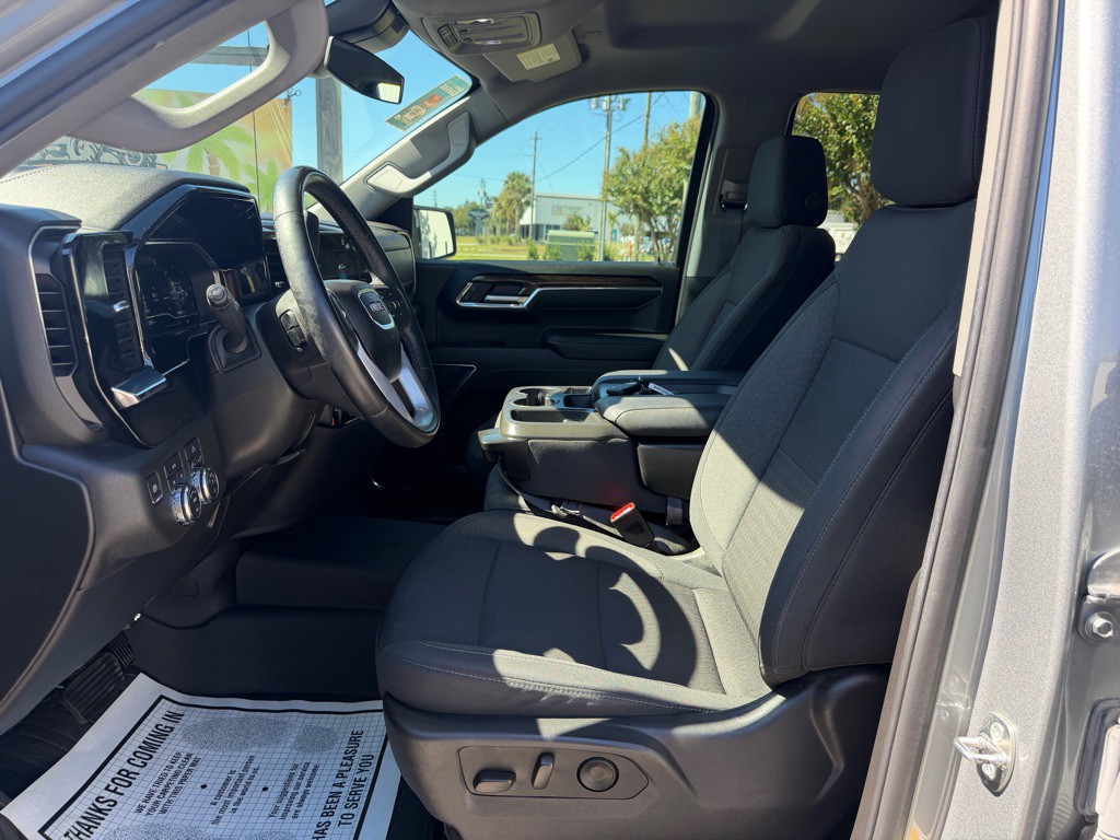 2024 GMC Sierra Image 11