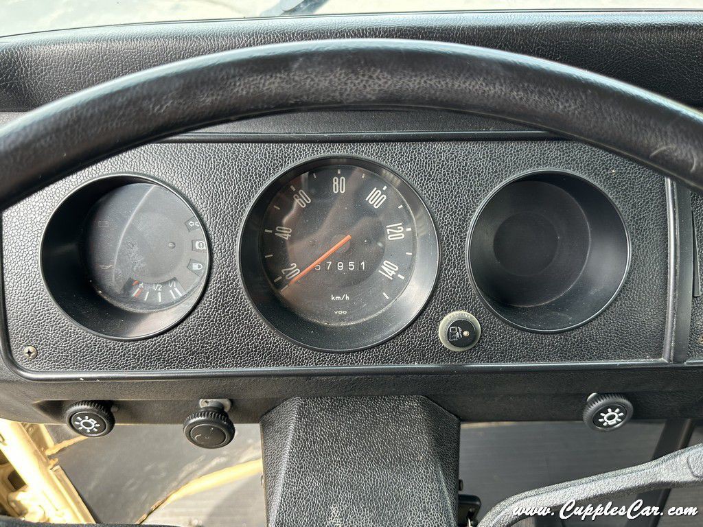 1987 Volkswagen Microbus Image 38