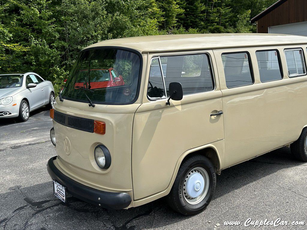 1987 Volkswagen Microbus Image 41