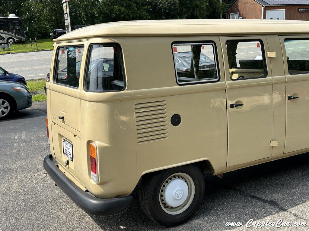 1987 Volkswagen Microbus Image 45