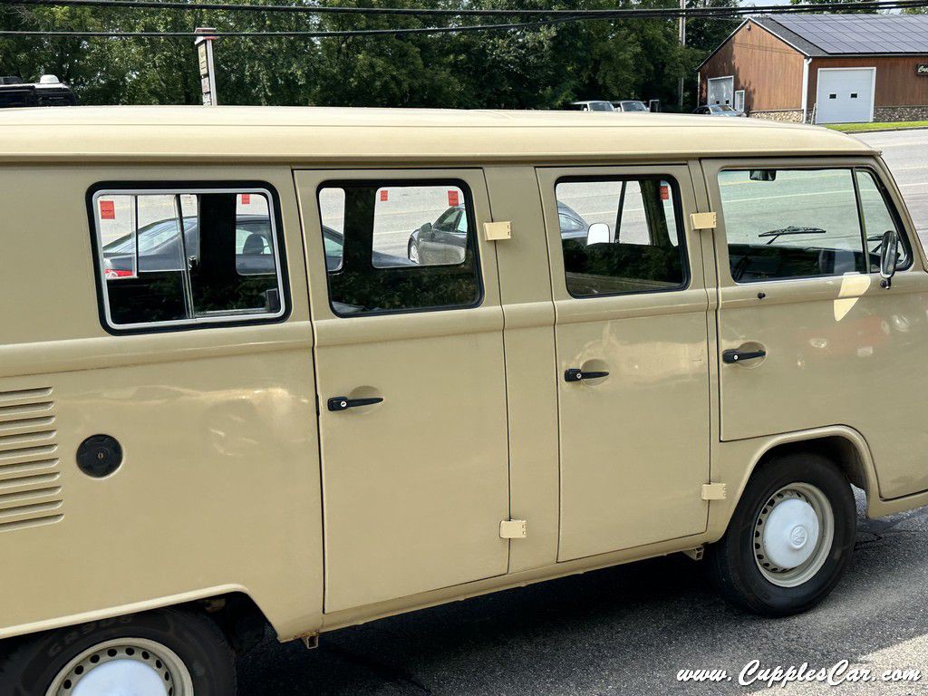 1987 Volkswagen Microbus Image 46