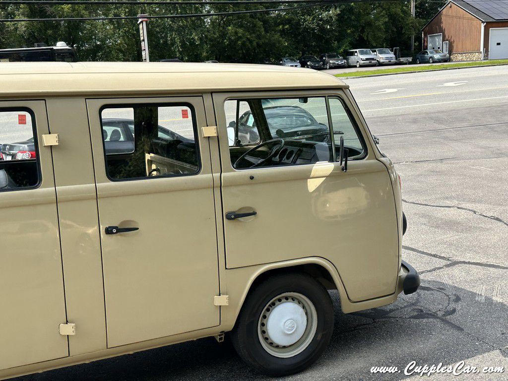 1987 Volkswagen Microbus Image 47