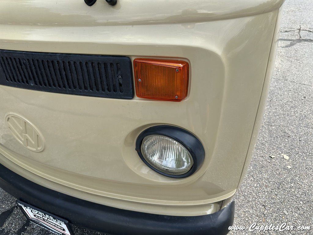1987 Volkswagen Microbus Image 62