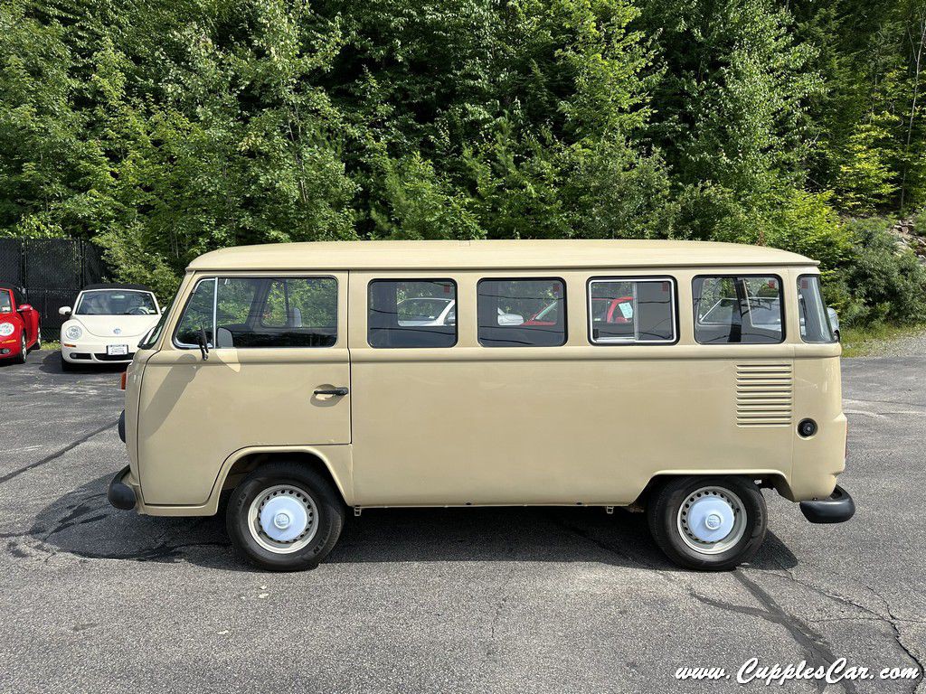 1987 Volkswagen Microbus Image 66