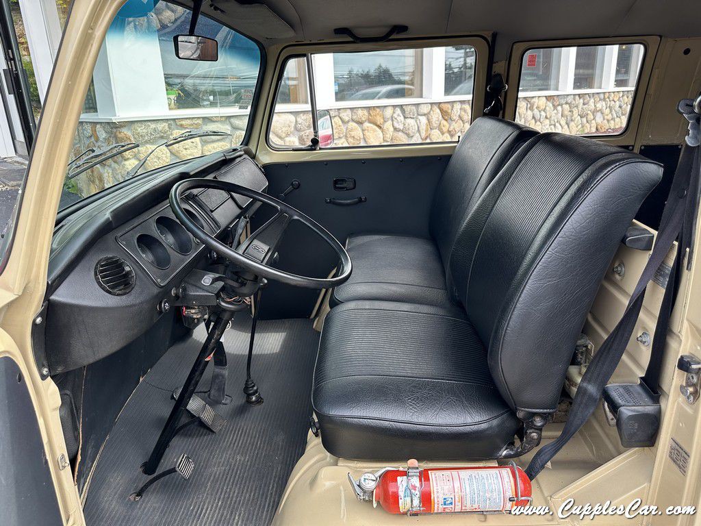 1987 Volkswagen Microbus Image 4