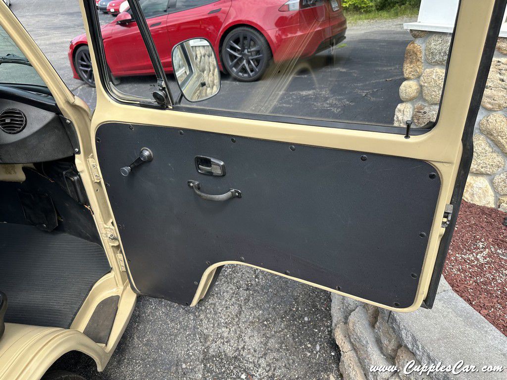 1987 Volkswagen Microbus Image 20