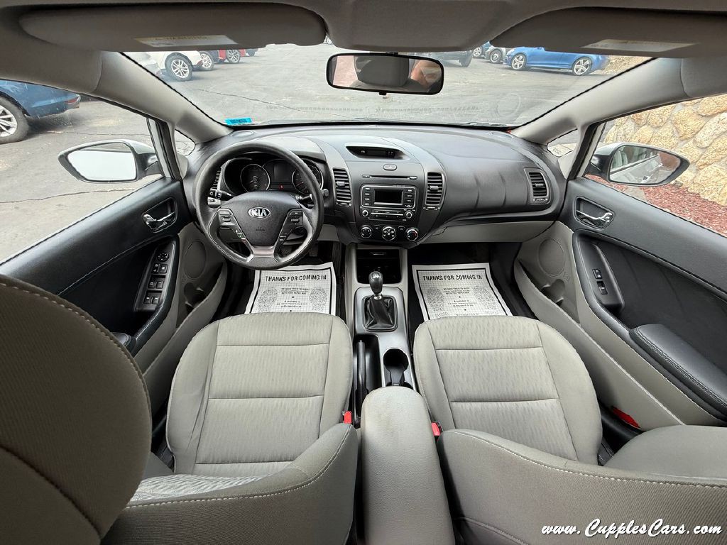 2015 Kia Forte Image 21