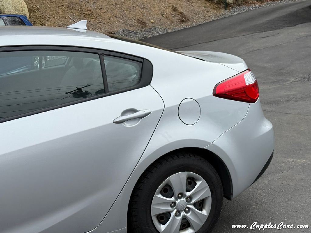 2015 Kia Forte Image 37