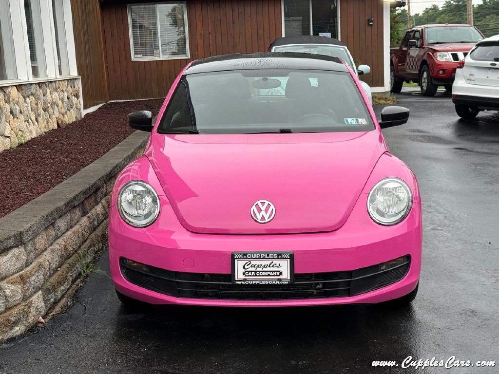 2014 Volkswagen Beetle Image 12