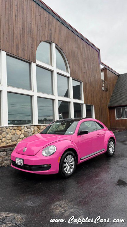 2014 Volkswagen Beetle Image 24