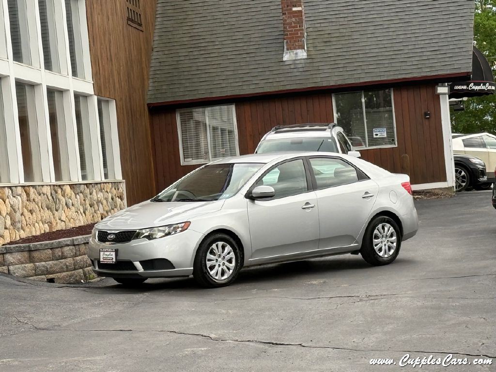 2013 Kia Forte Image 1