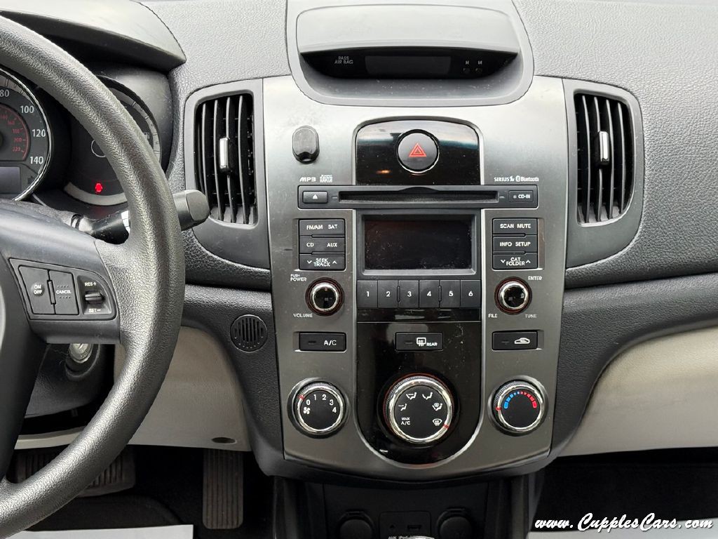 2013 Kia Forte Image 17