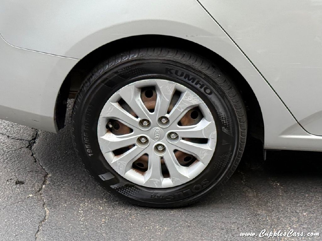 2013 Kia Forte Image 35