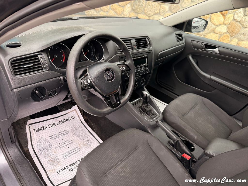 2015 Volkswagen Jetta Image 4