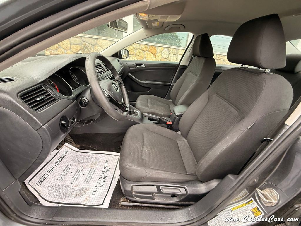 2015 Volkswagen Jetta Image 23