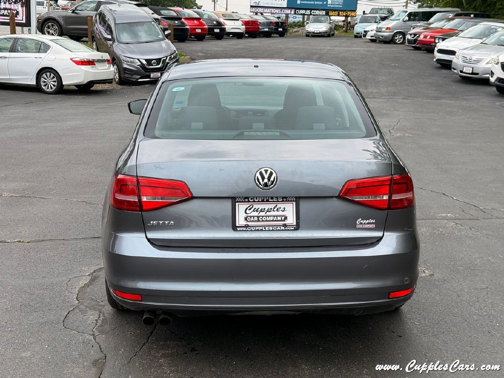 2015 Volkswagen Jetta Image 34