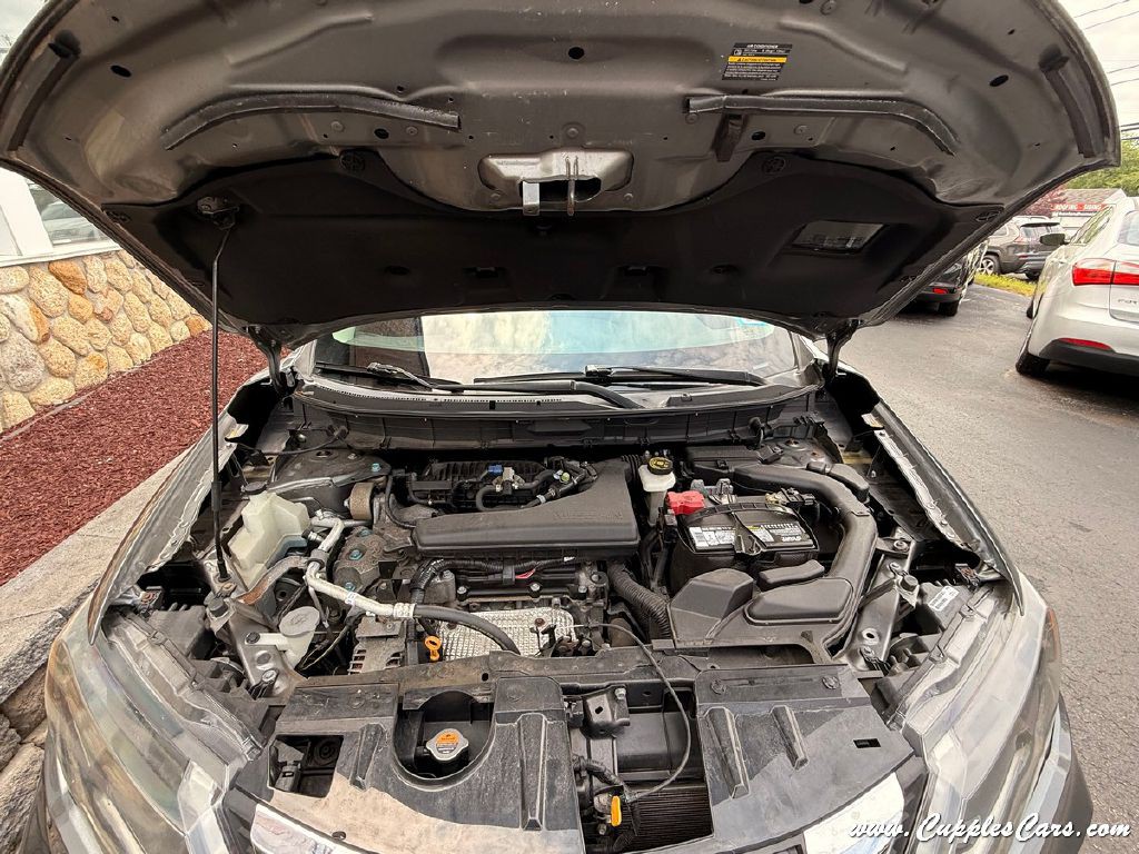 2018 Nissan Rogue Image 15