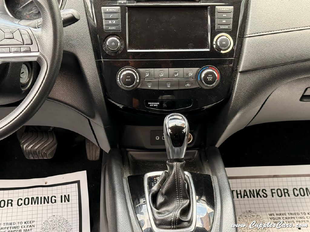 2018 Nissan Rogue Image 20