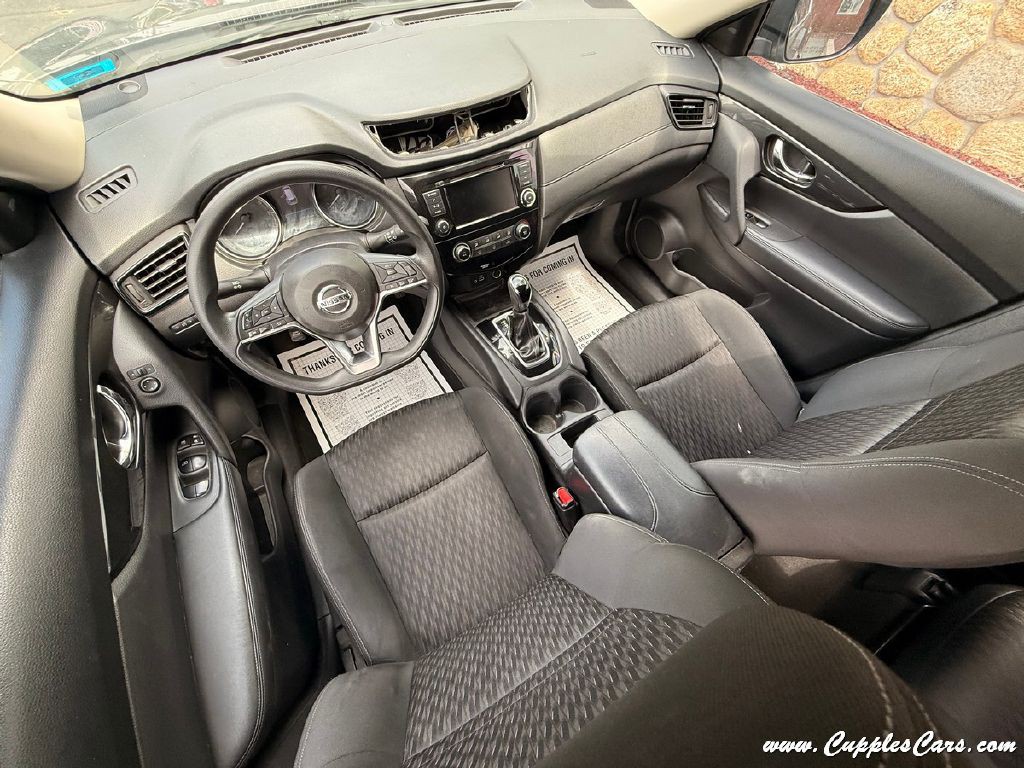 2018 Nissan Rogue Image 22