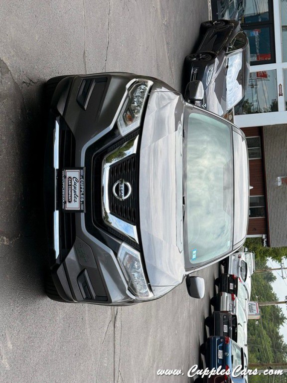 2018 Nissan Rogue Image 32
